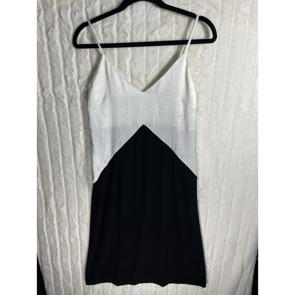 Zara Black And White Spaghetti Strap Mini Dress Satin V-Neck Size Medium m new